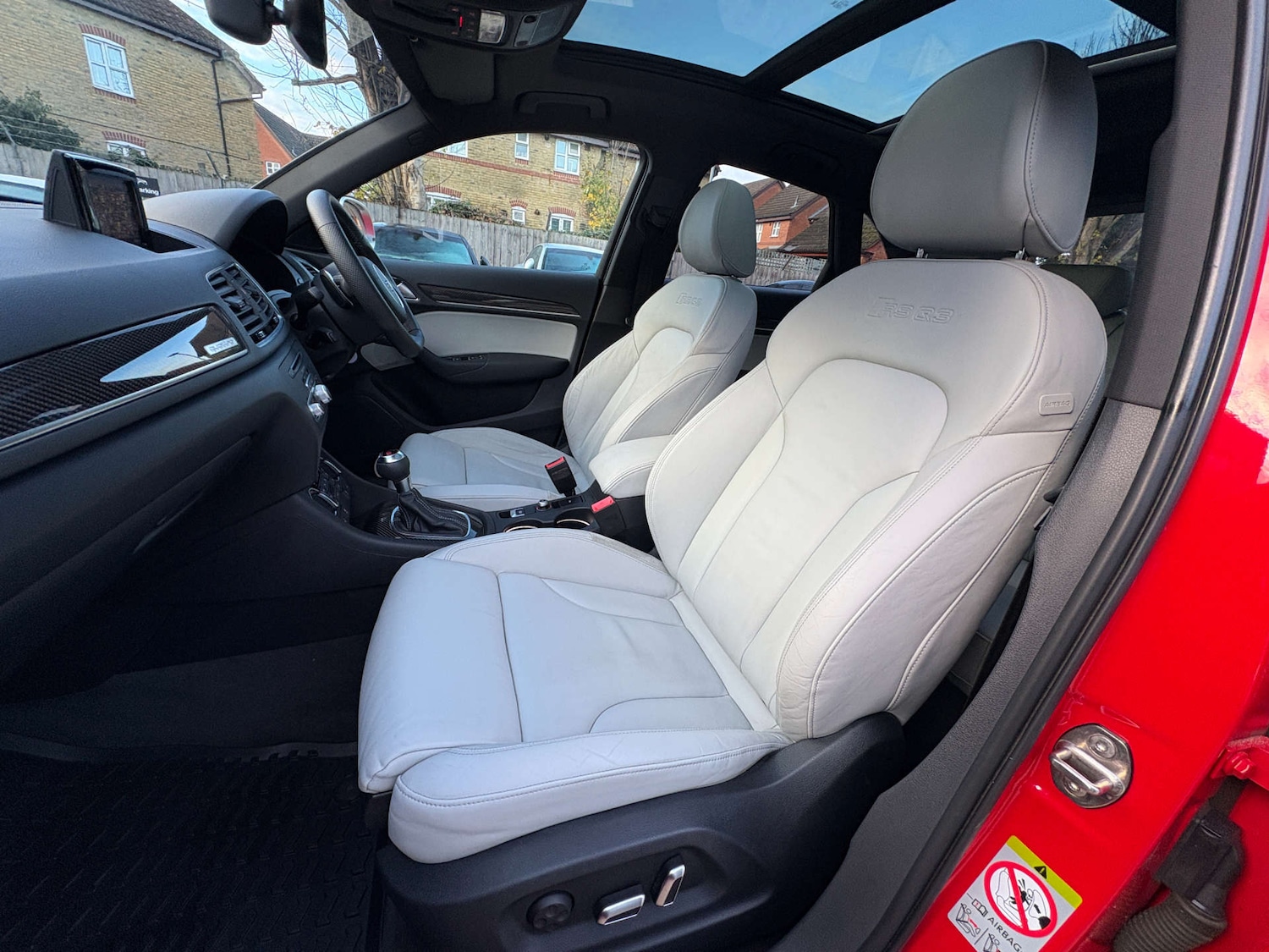 Used Audi RS Q3 2015 for sale - 76614760: Photo 33