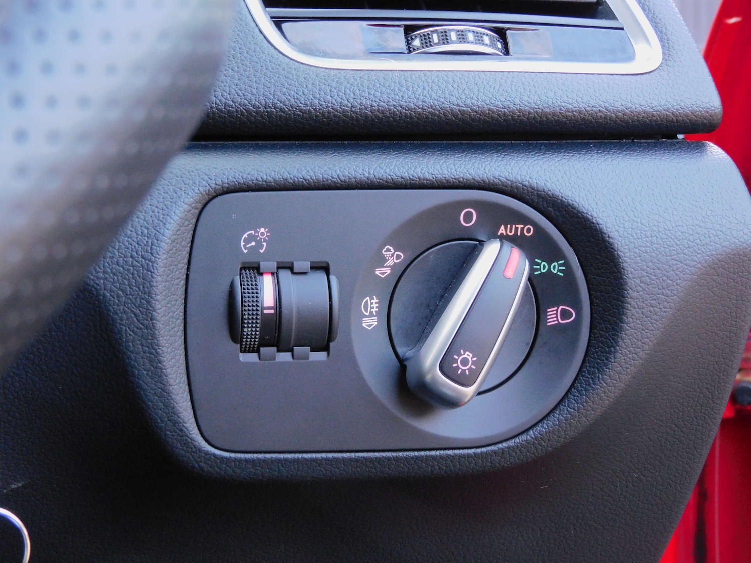 Used Audi RS Q3 2015 for sale - 76614760: Photo 46