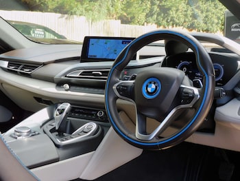 Used BMW i8 2014 for sale - 75960602: Photo