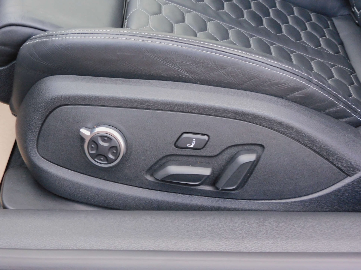 Used Audi RS5 2018 for sale - 77353617: Photo 33