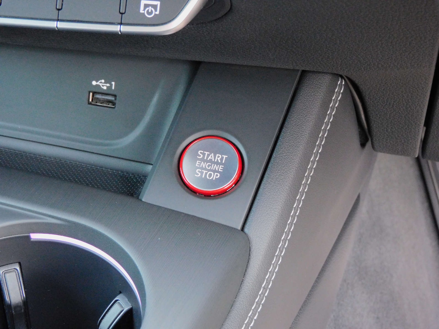 Used Audi RS5 2018 for sale - 77353617: Photo 40