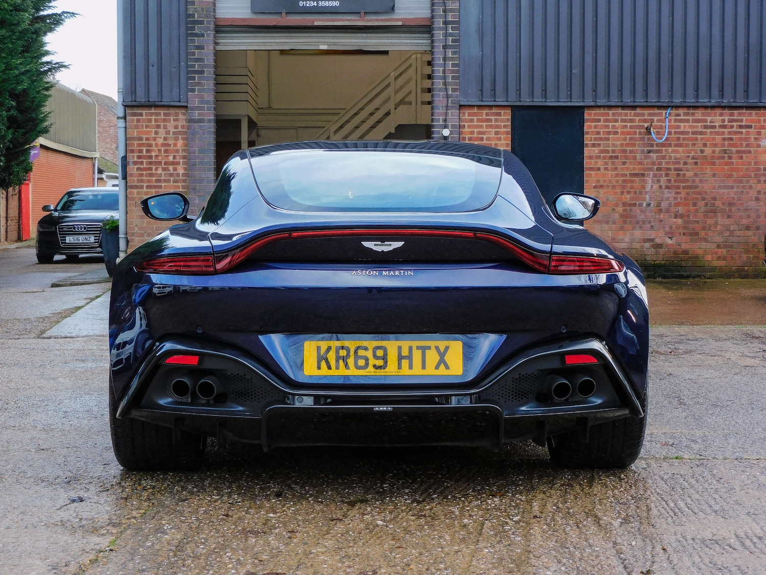 Used Aston Martin Vantage 2019 for sale - 77035669: Photo 14