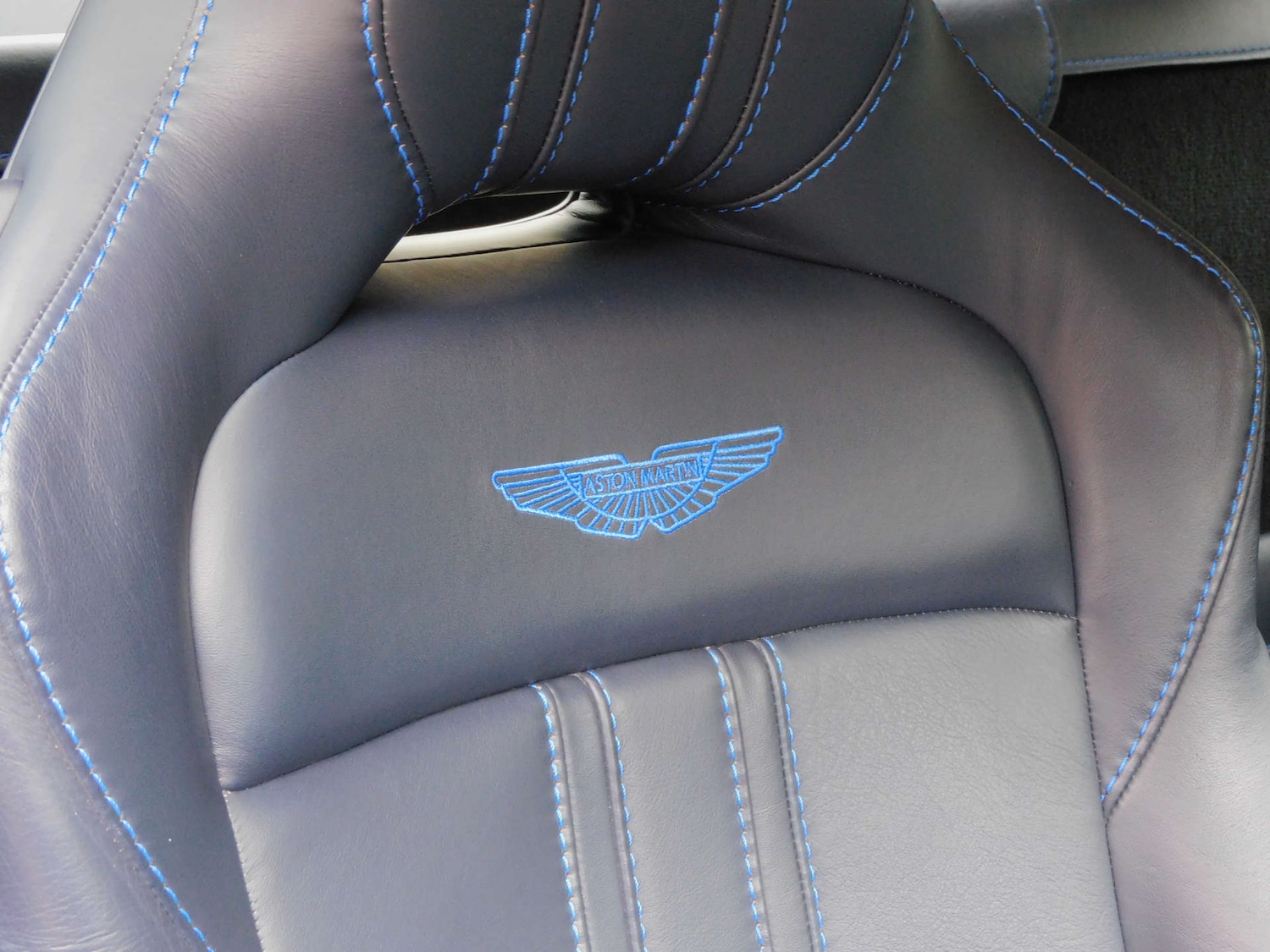 Used Aston Martin Vantage 2019 for sale - 77035669: Photo 22