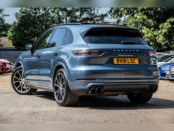 Used Porsche Cayenne 2018 for sale - 78986323: Photo
