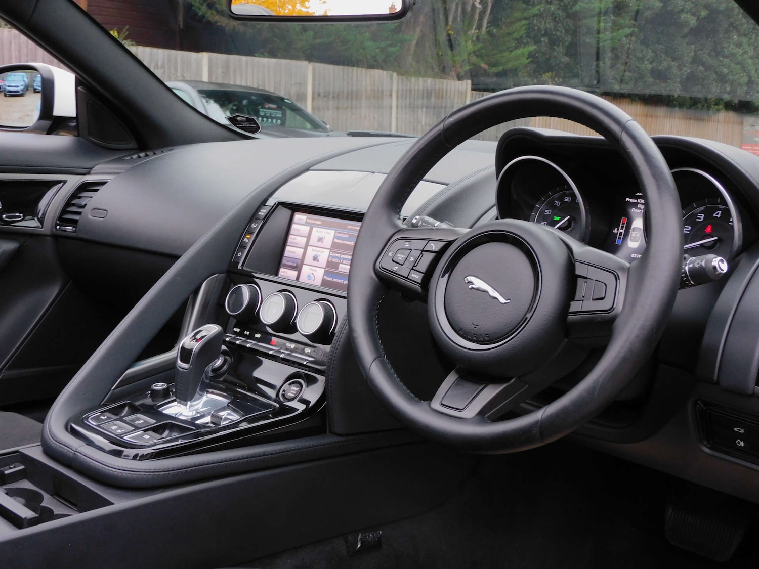 Used Jaguar F-Type 2014 for sale - 76863441: Photo 10