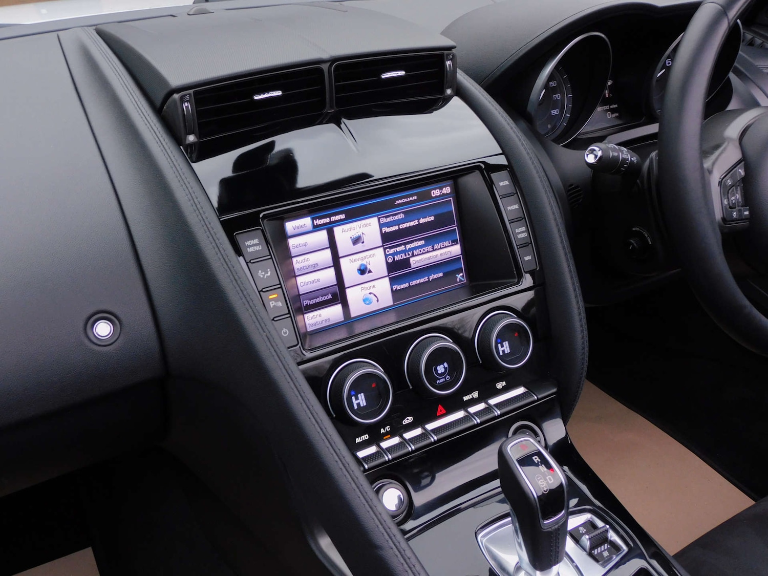 Used Jaguar F-Type 2014 for sale - 76863441: Photo 26