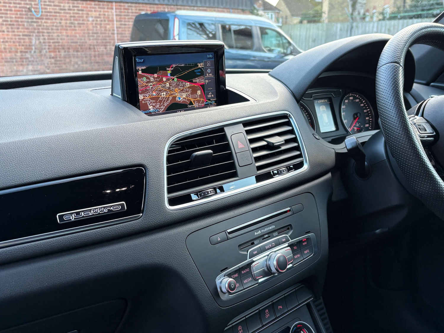 Used Audi RS Q3 2015 for sale - 76629645: Photo 28