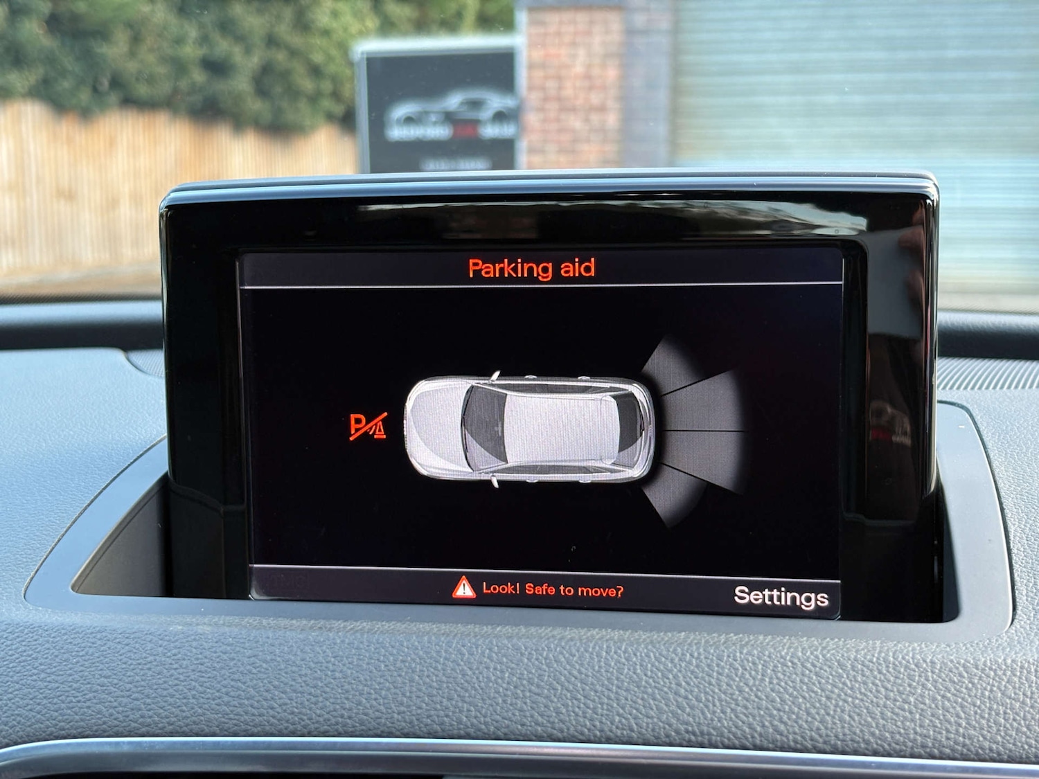 Used Audi RS Q3 2015 for sale - 76629645: Photo 41