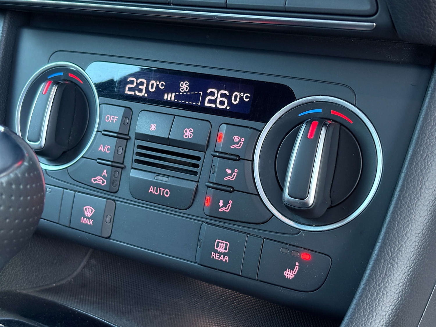 Used Audi RS Q3 2015 for sale - 76629645: Photo 42