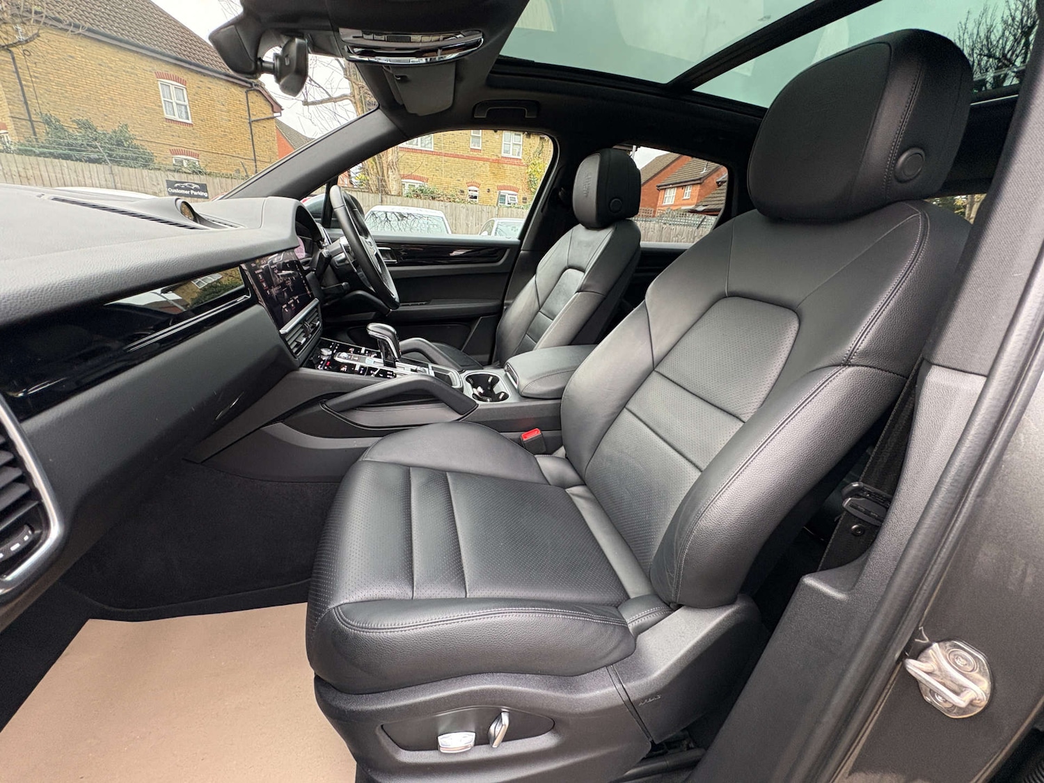 Used Porsche Cayenne 2021 for sale - 76719516: Photo 32