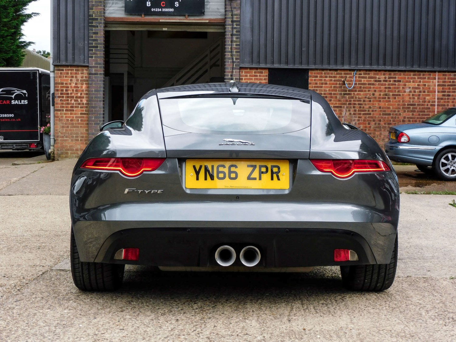2016 Jaguar F-Type 3.0 F-Type V6 Auto 3dr Coupe Petrol Automatic - Picture 12 of 24