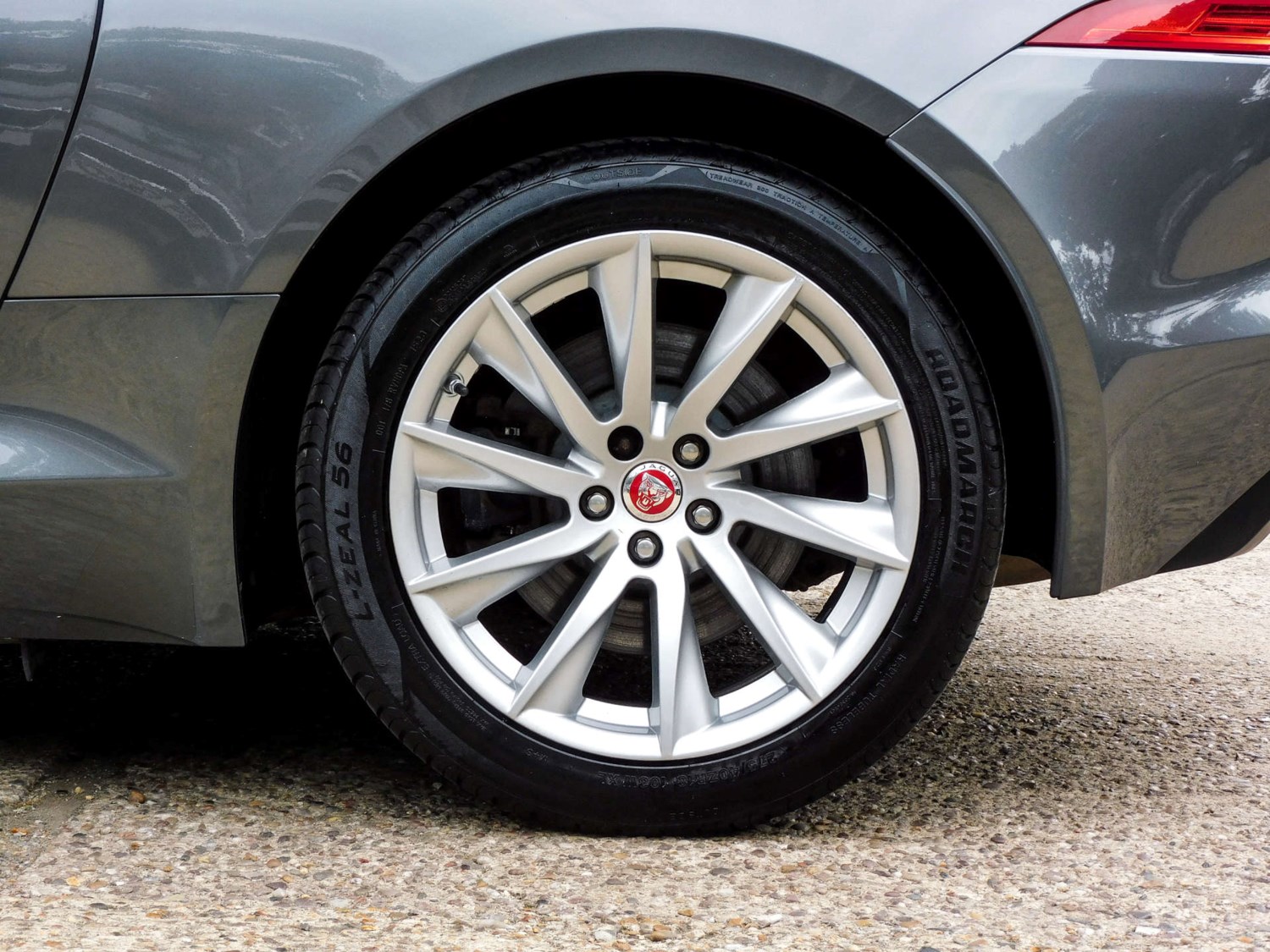 2016 Jaguar F-Type 3.0 F-Type V6 Auto 3dr Coupe Petrol Automatic - Picture 17 of 24
