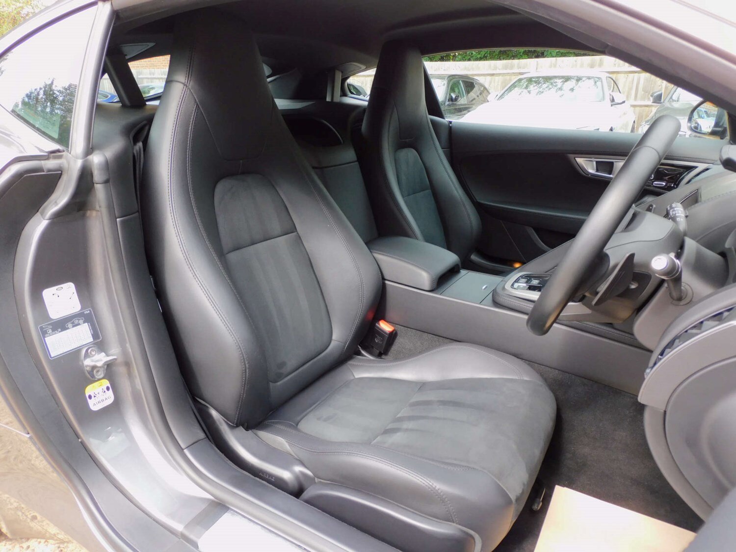 2016 Jaguar F-Type 3.0 F-Type V6 Auto 3dr Coupe Petrol Automatic - Picture 22 of 24