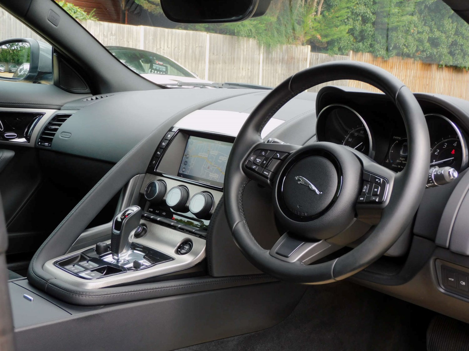 2016 Jaguar F-Type 3.0 F-Type V6 Auto 3dr Coupe Petrol Automatic - Picture 3 of 24