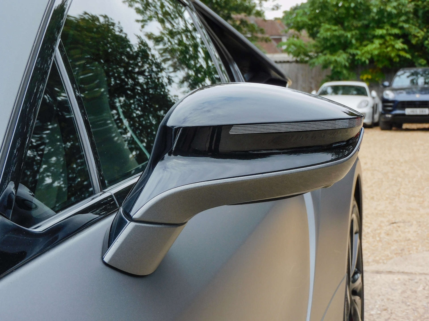 Used BMW i8 2016 for sale - 76278360: Photo 11