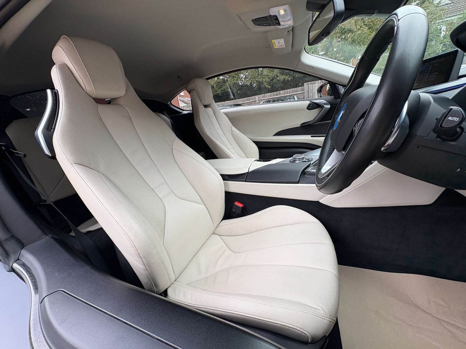 Used BMW i8 2016 for sale - 76278360: Photo 23