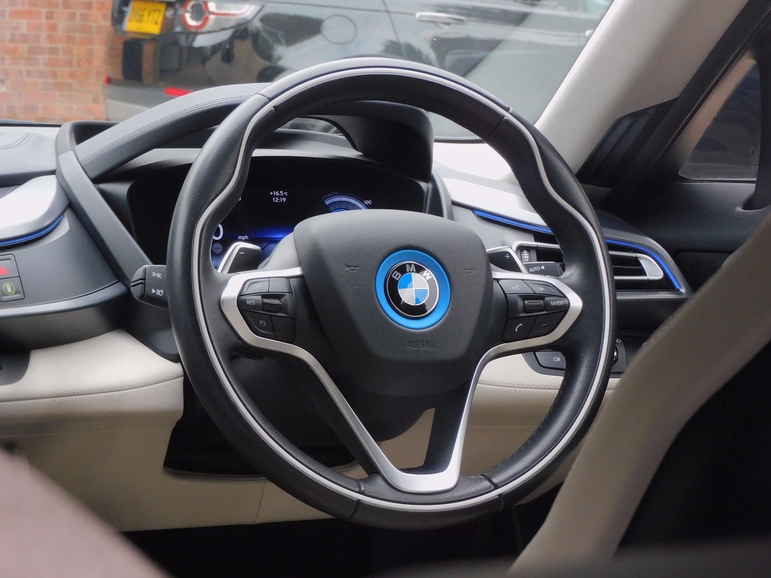 Used BMW i8 2016 for sale - 76278360: Photo 27