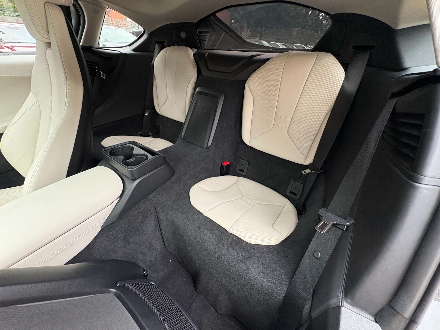 Used BMW i8 2016 for sale - 76278360: Photo 31