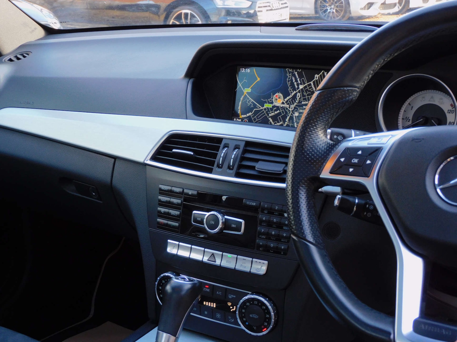 Used Mercedes-Benz C Class 2014 for sale - 77129061: Photo 14