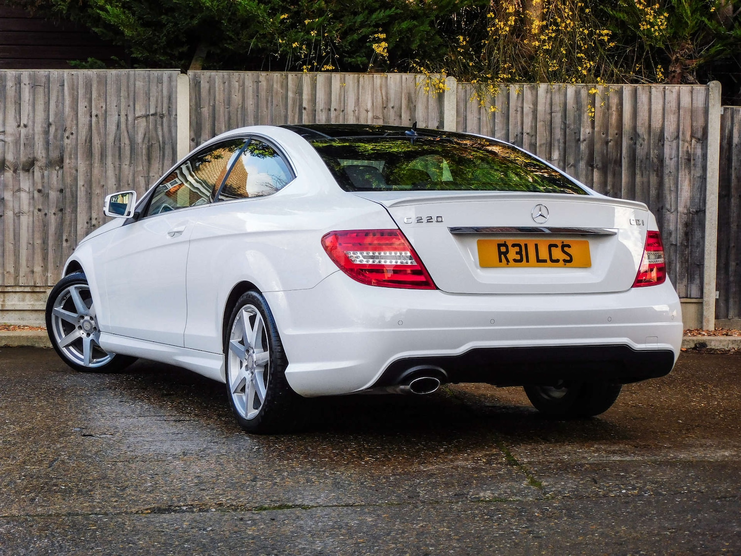 Used Mercedes-Benz C Class 2014 for sale - 77129061: Photo 3