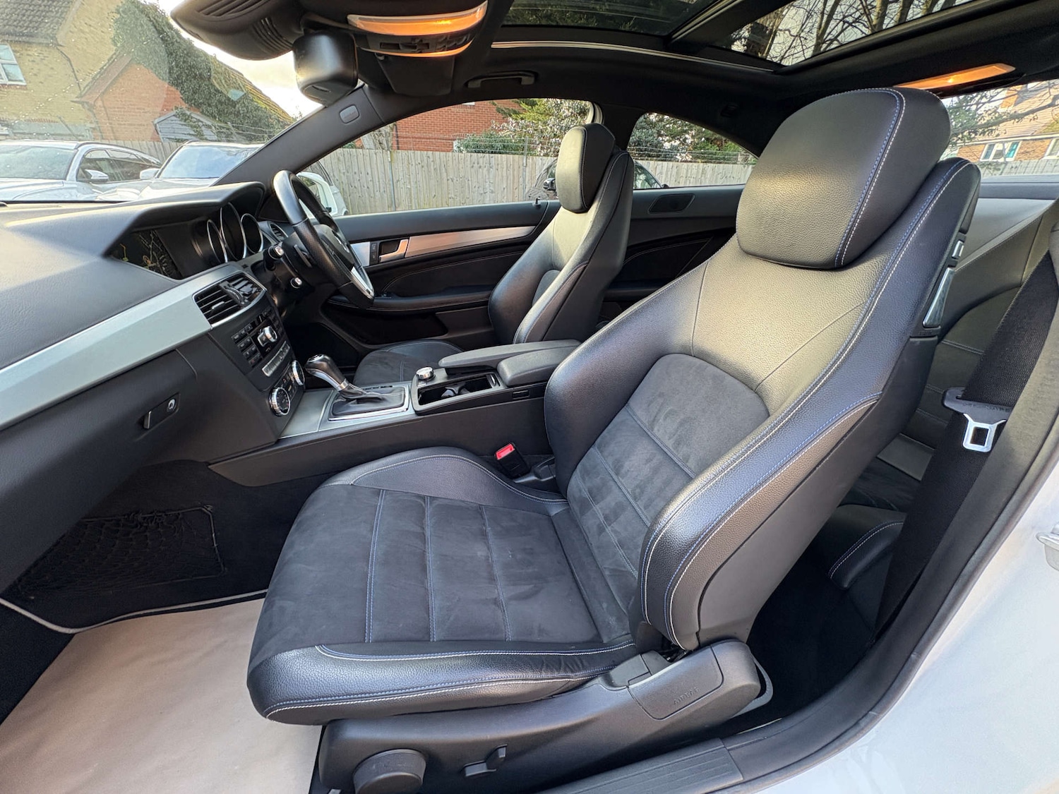 Used Mercedes-Benz C Class 2014 for sale - 77129061: Photo 30