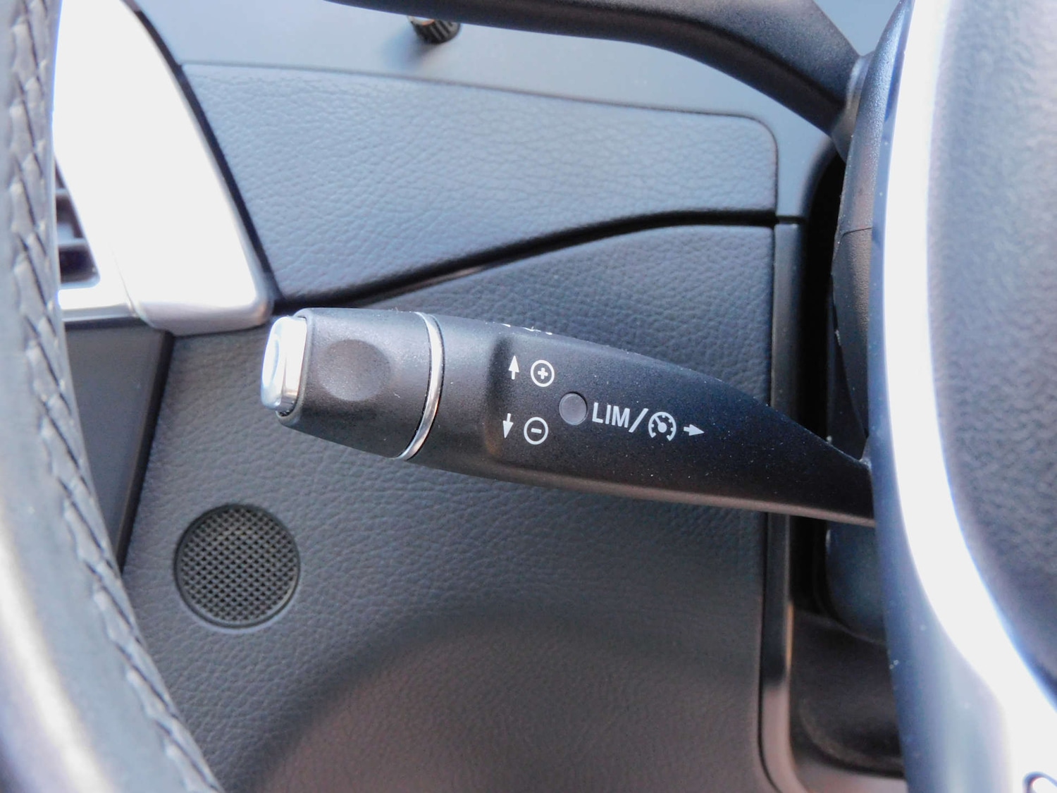 Used Mercedes-Benz C Class 2014 for sale - 77129061: Photo 35