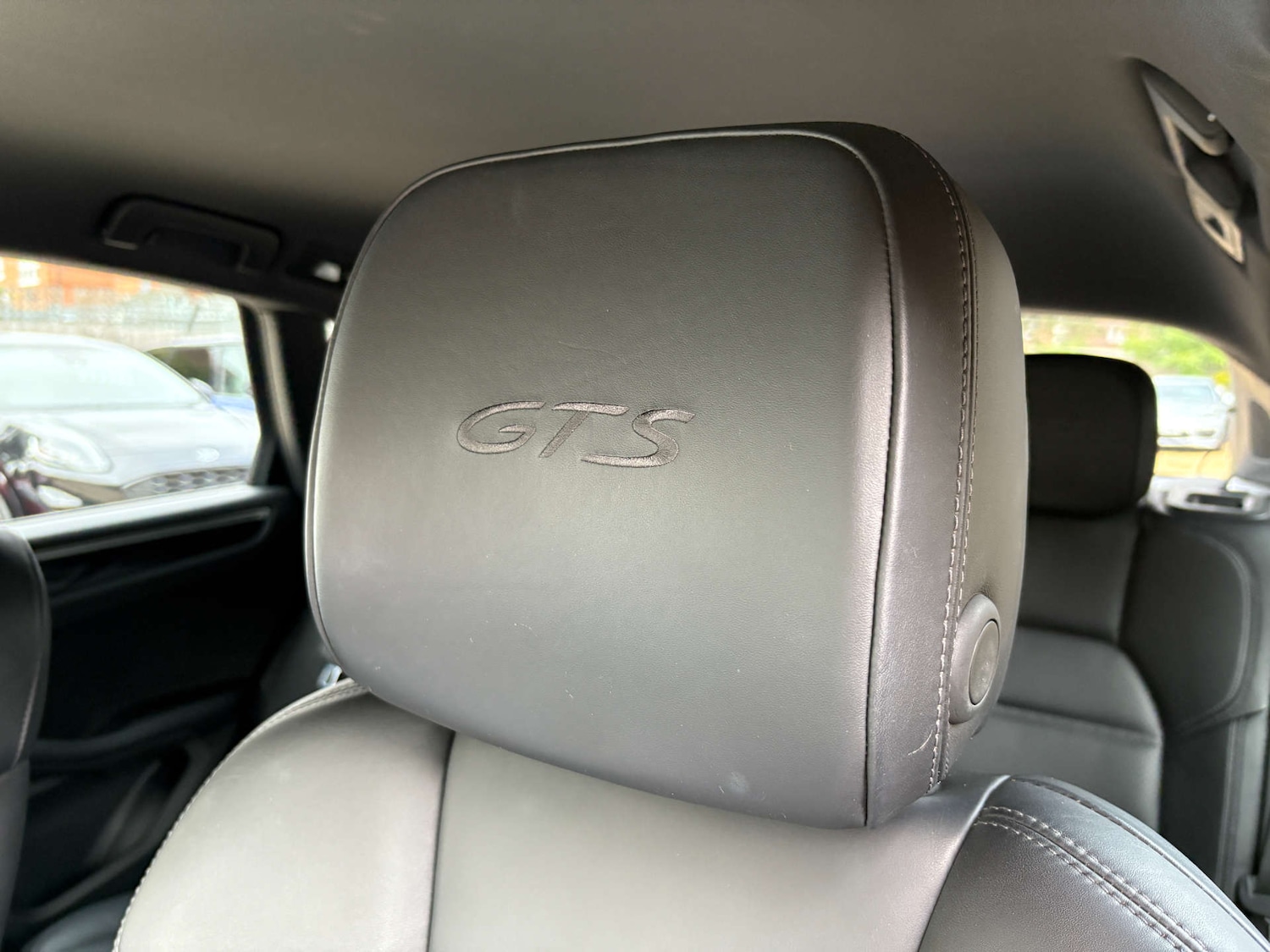Used Porsche Macan 2016 for sale - 76194670: Photo 33