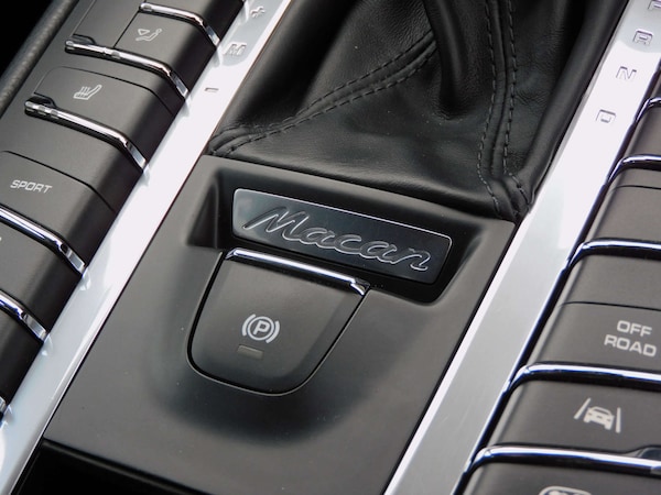 Used Porsche Macan 2016 for sale - 76194670: Photo 49
