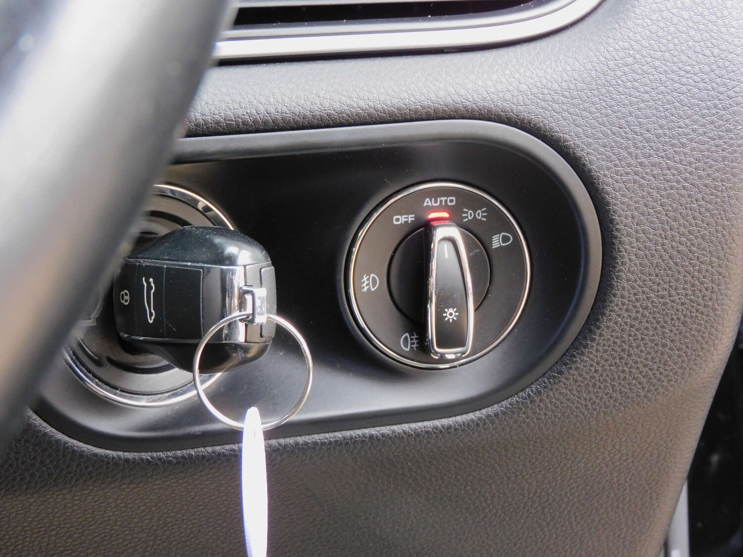 Used Porsche Macan 2016 for sale - 76194670: Photo 50