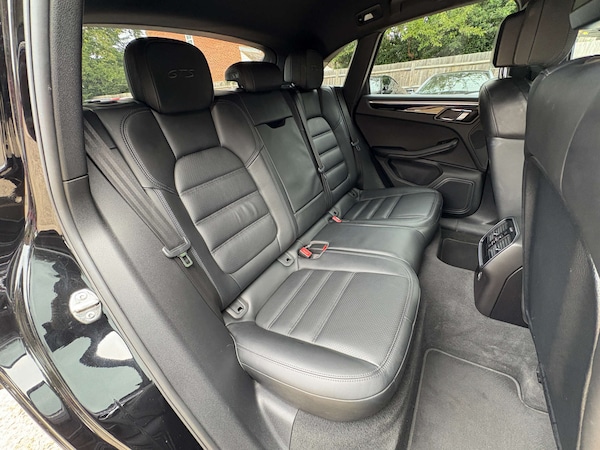 Used Porsche Macan 2016 for sale - 76194670: Photo 50