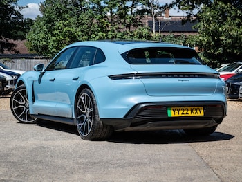 Used Porsche Taycan 2022 for sale - 79383105: Photo