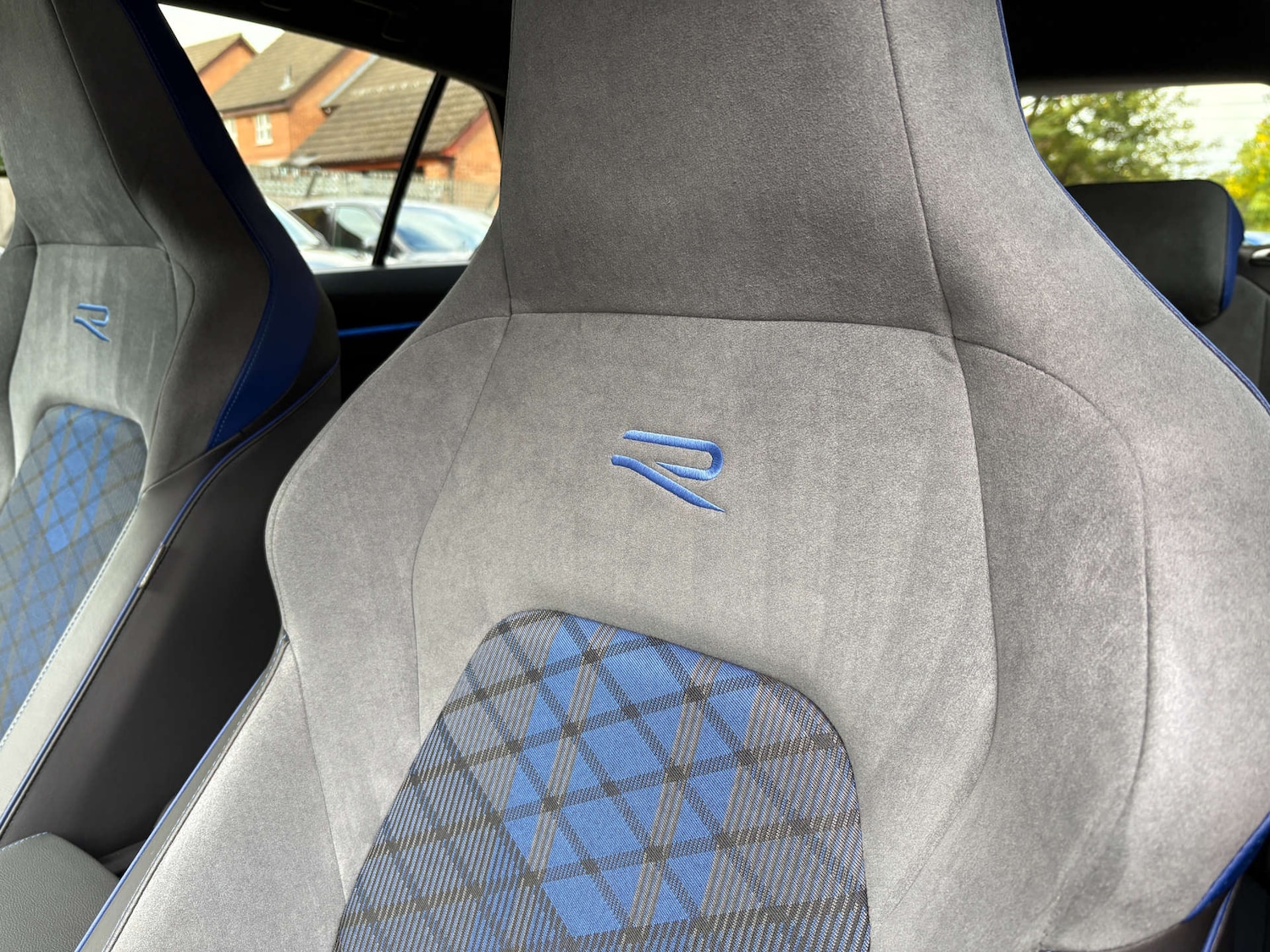 Used Volkswagen Golf 2023 for sale - 76625845: Photo 33