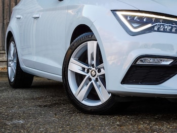 Used SEAT Leon 2019 for sale - 76921267: Photo