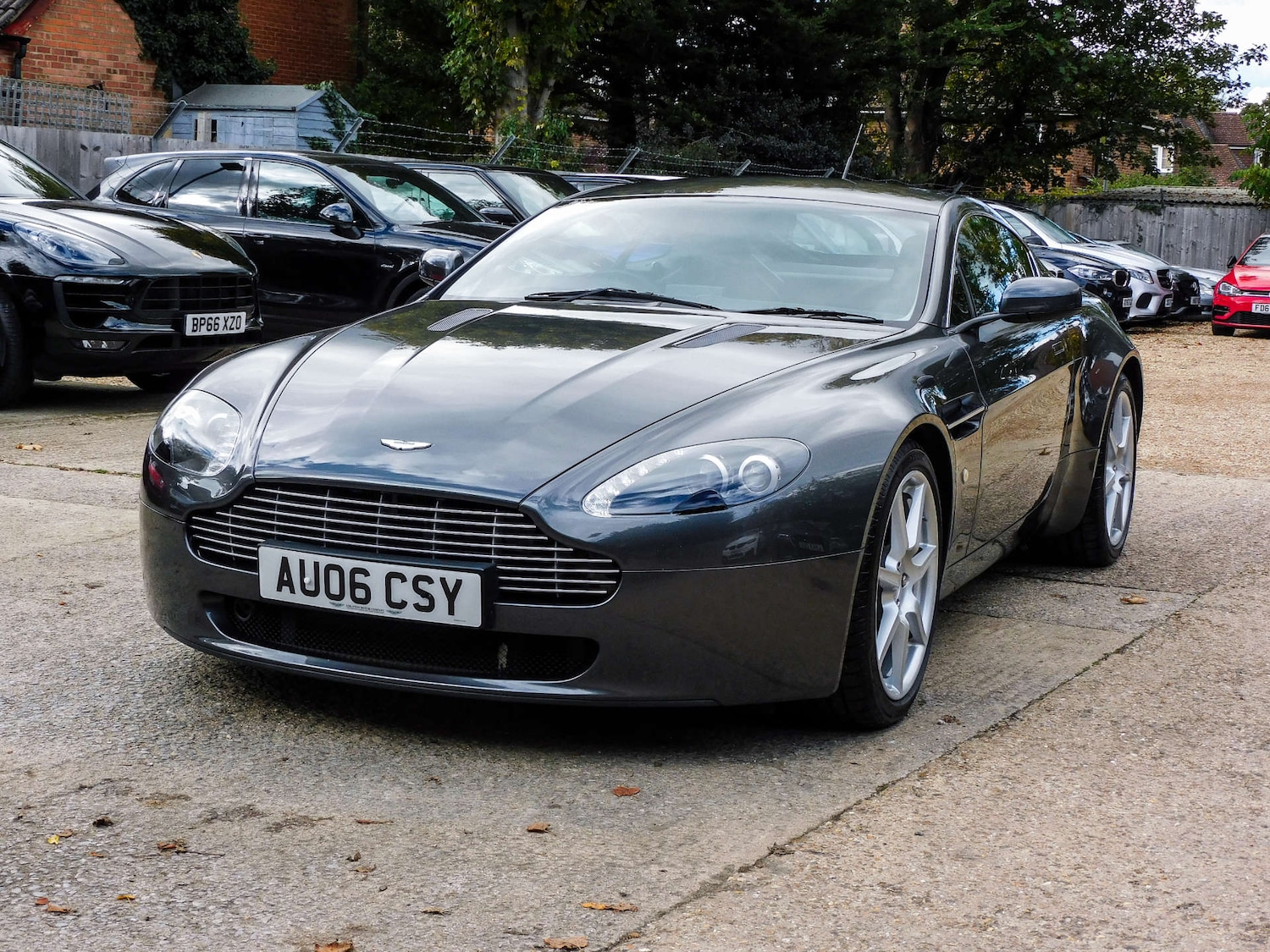 Used Aston Martin Vantage 2006 for sale - 76345019: Photo 10