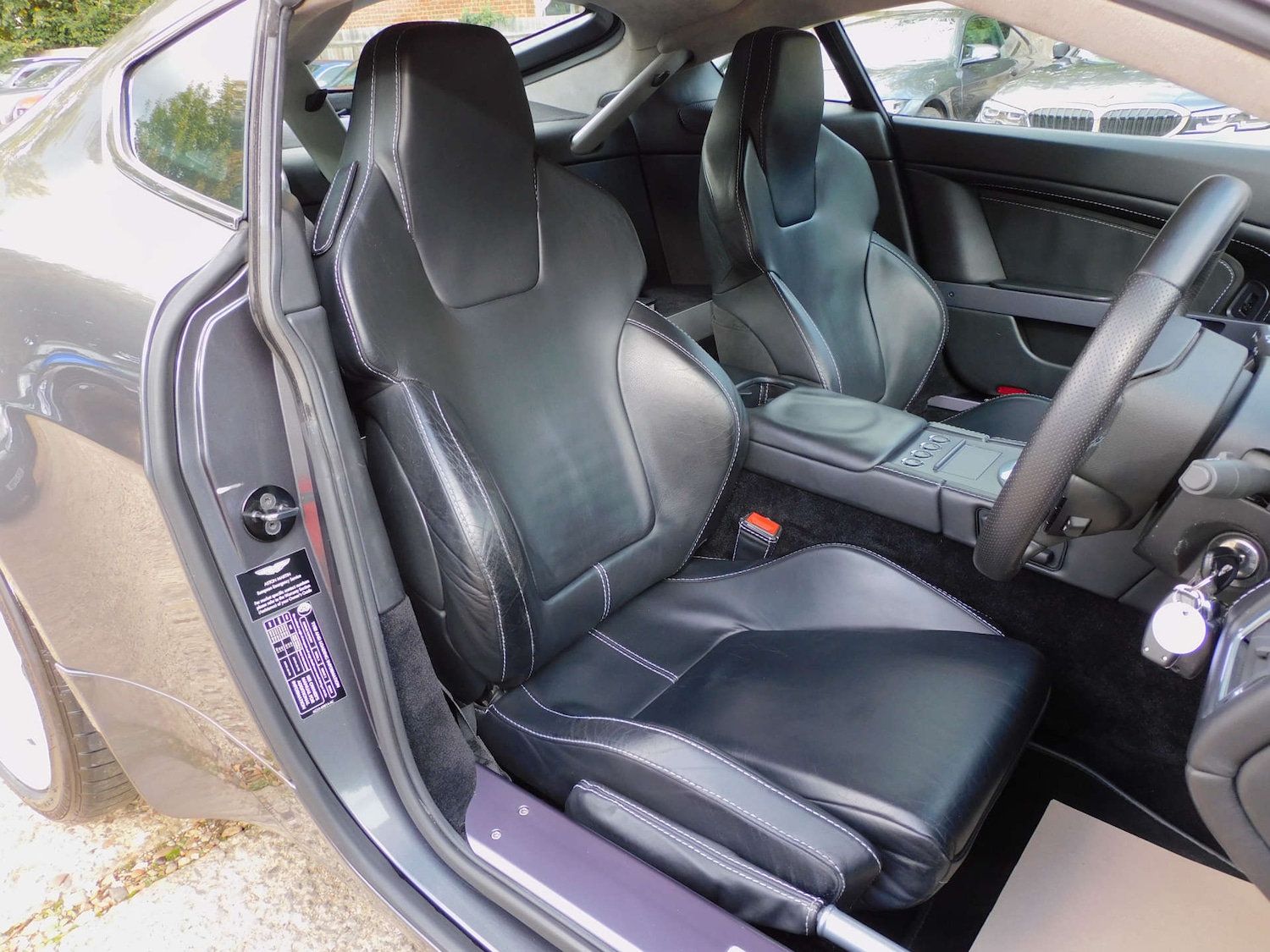 Used Aston Martin Vantage 2006 for sale - 76345019: Photo 23