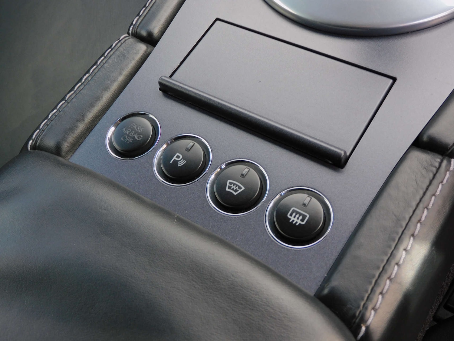 Used Aston Martin Vantage 2006 for sale - 76345019: Photo 38