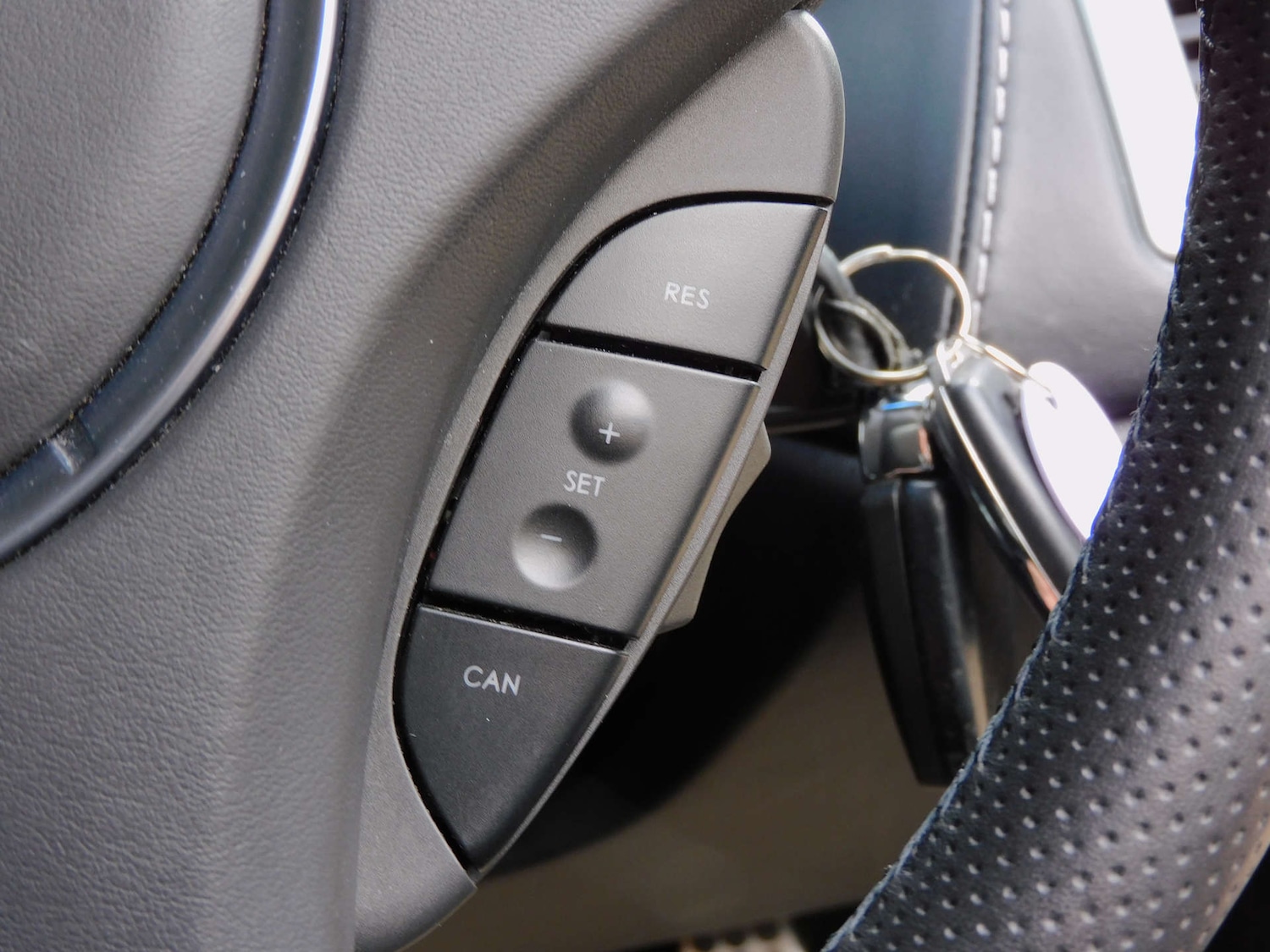 Used Aston Martin Vantage 2006 for sale - 76345019: Photo 42