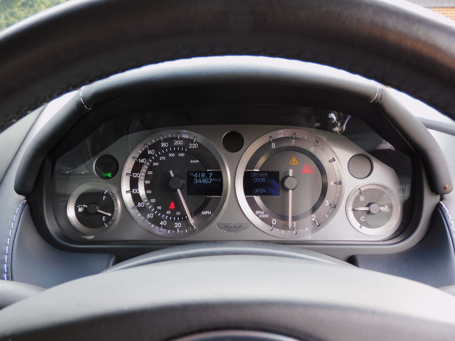 Used Aston Martin Vantage 2006 for sale - 76345019: Photo 43