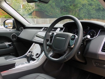 Used Land Rover Range Rover Sport 2018 for sale - 78979426: Photo