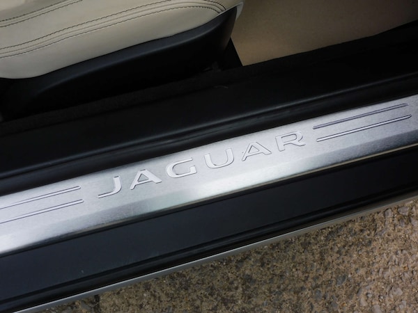 Used Jaguar F-Type 2016 for sale - 76220622: Photo 27