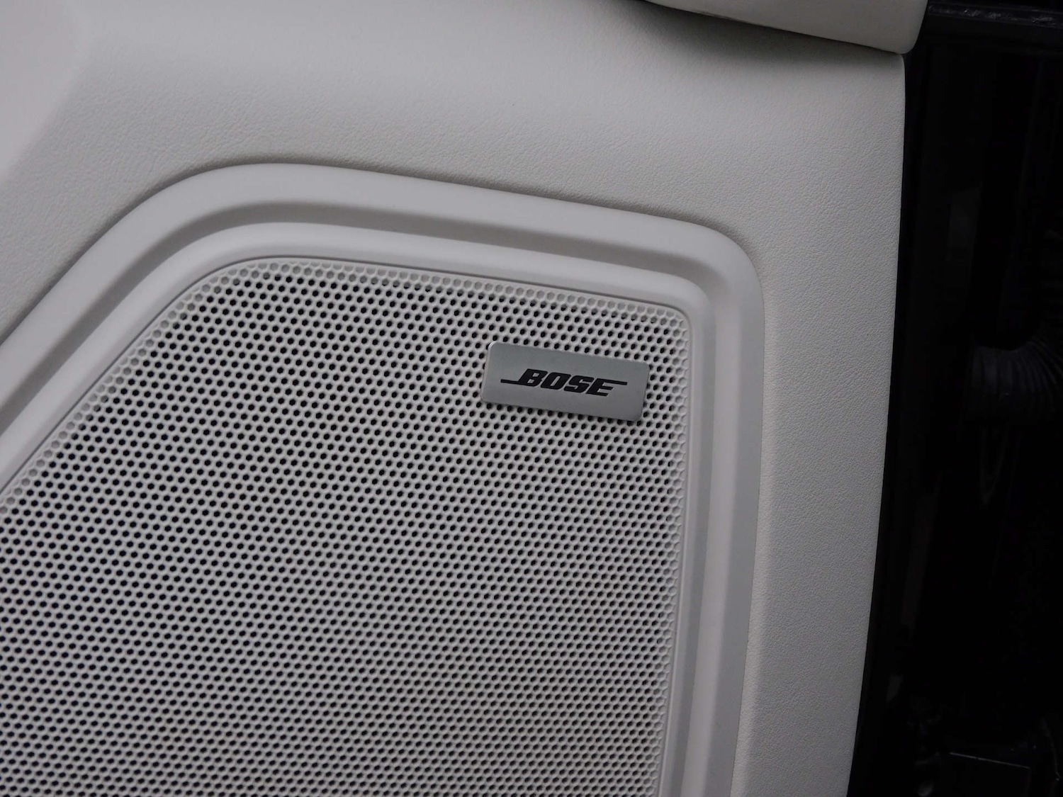 Used Porsche Macan 2015 for sale - 77349812: Photo 57