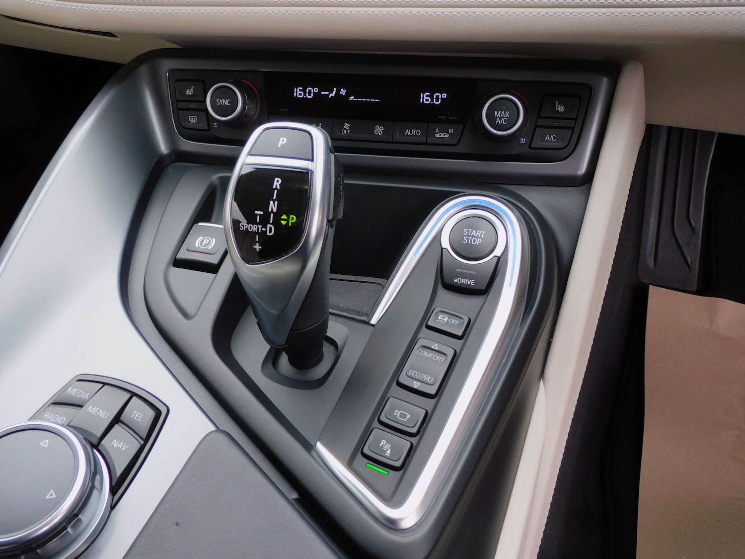 Used BMW i8 2016 for sale - 77168082: Photo 43