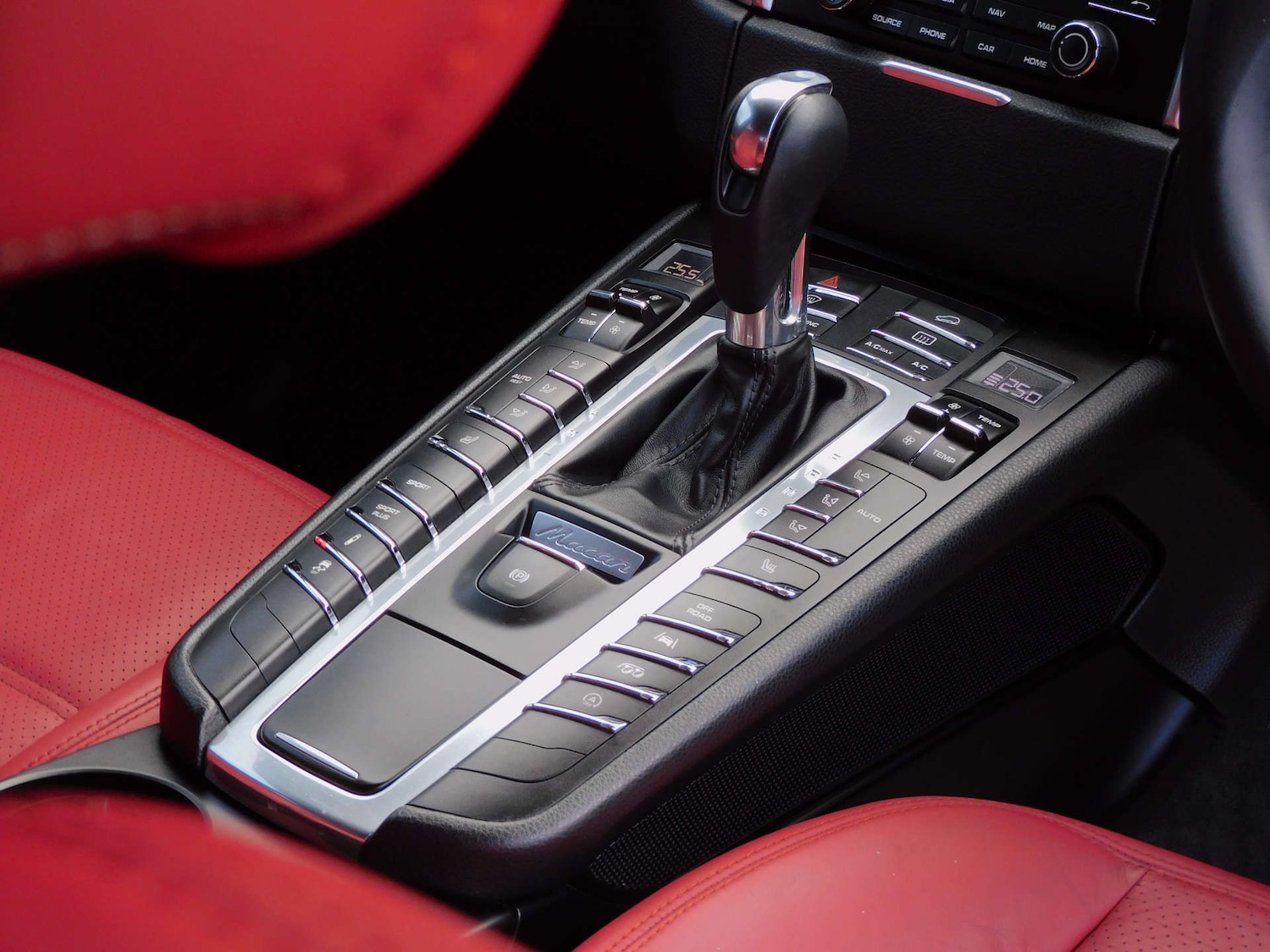 Used Porsche Macan 2016 for sale - 76694801: Photo 17