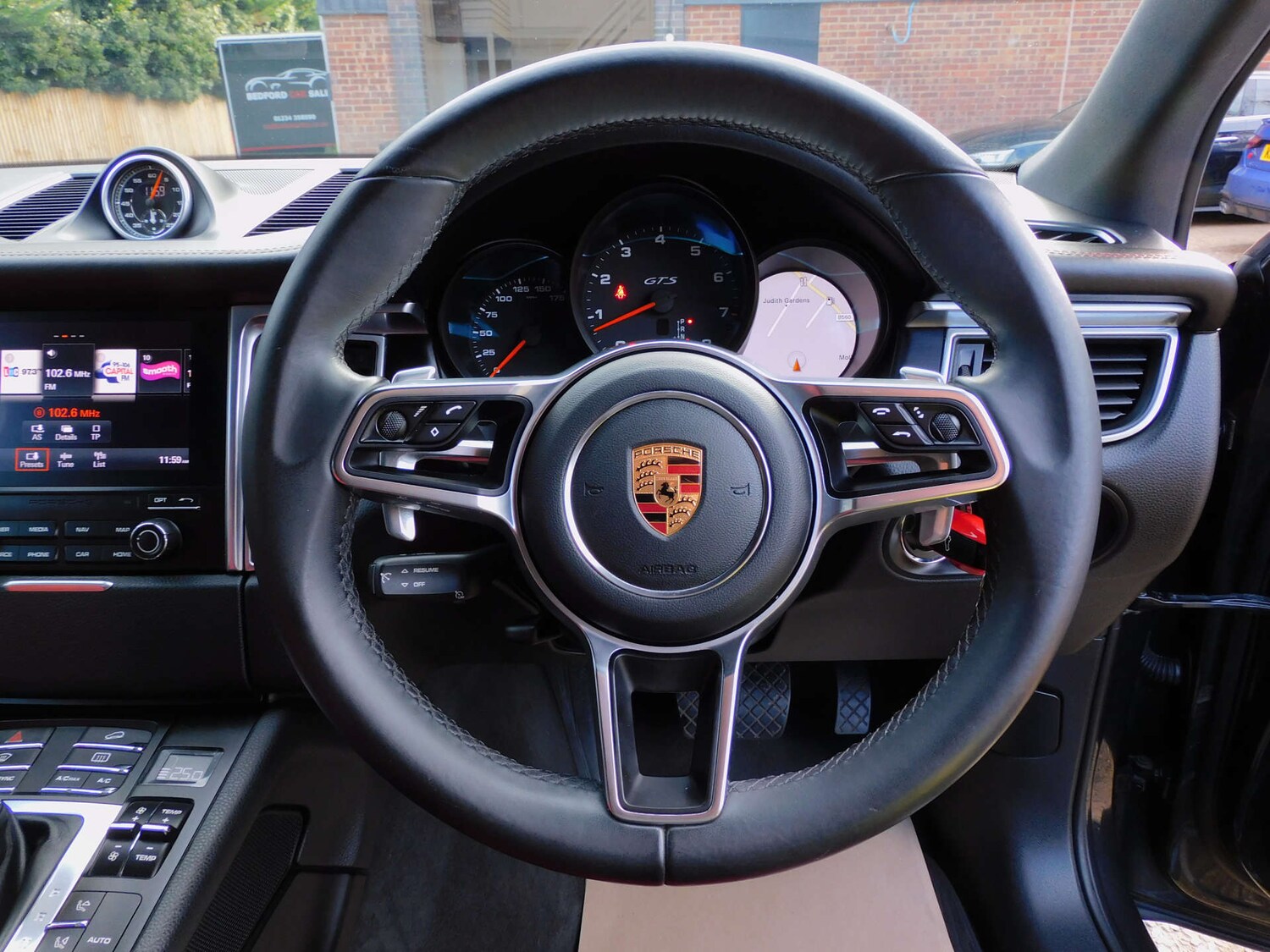 Used Porsche Macan 2016 for sale - 76694801: Photo 41