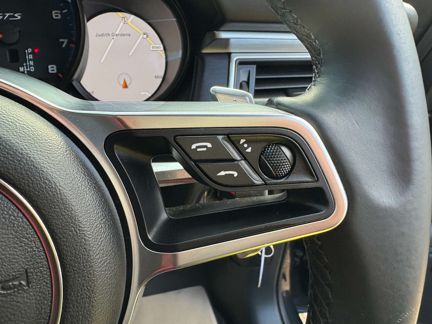 Used Porsche Macan 2016 for sale - 76694801: Photo 43