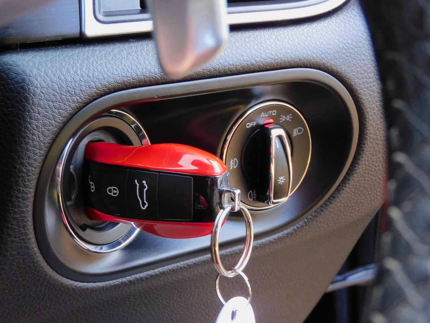 Used Porsche Macan 2016 for sale - 76694801: Photo 48