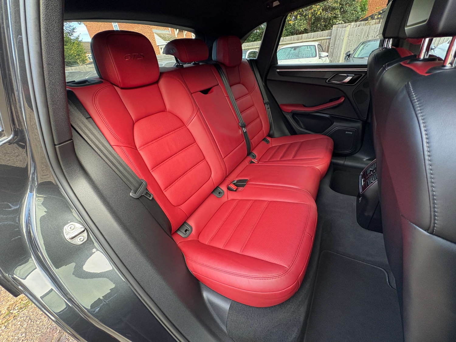 Used Porsche Macan 2016 for sale - 76694801: Photo 50