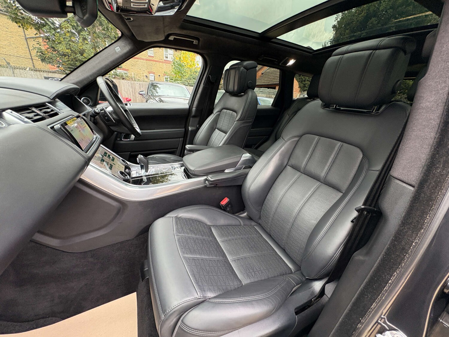 Used Land Rover Range Rover Sport 2019 for sale - 76290963: Photo 32