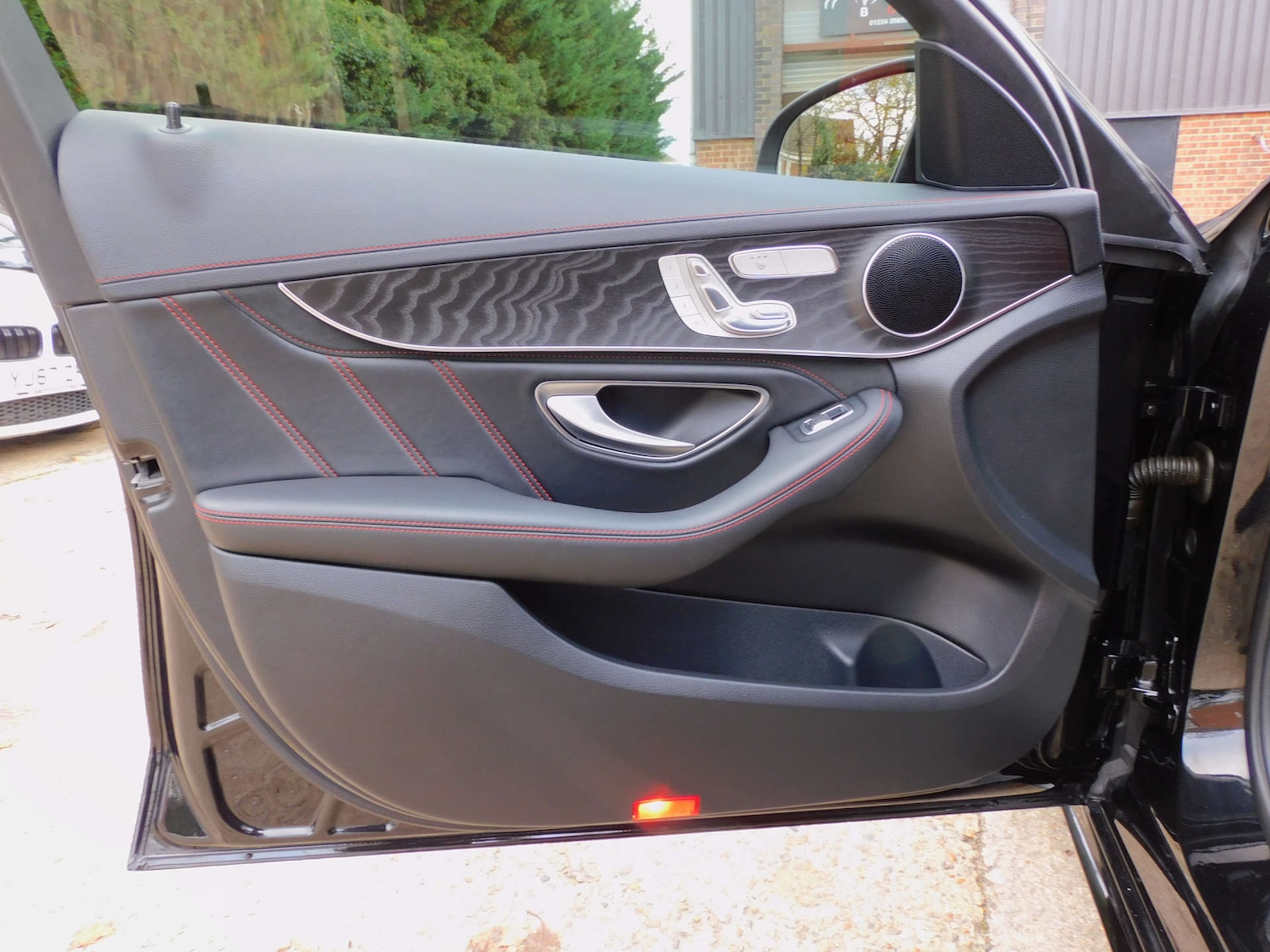 Used Mercedes-Benz C Class 2015 for sale - 77220985: Photo 33