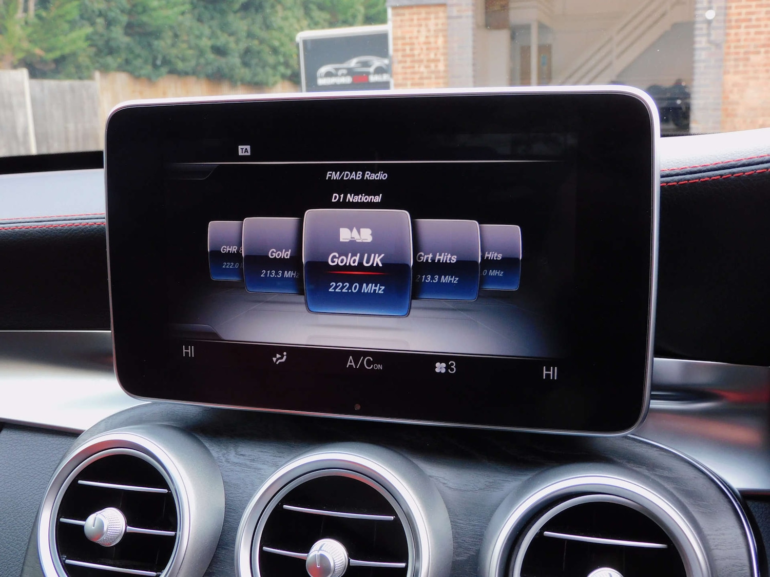 Used Mercedes-Benz C Class 2015 for sale - 77220985: Photo 39